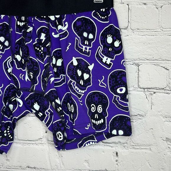 Meundies Men’s Skull Boxer Briefs Underwear Glow in The Dark Small New no tags - Picture 2 of 5